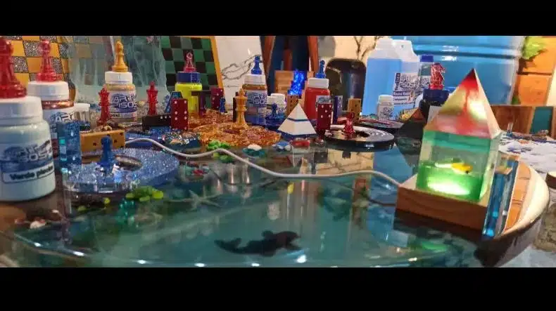 Curso Resinando Fácil Artpisos3D Funciona? Curso Resinando Fácil Artpisos3D Vale a Pena?